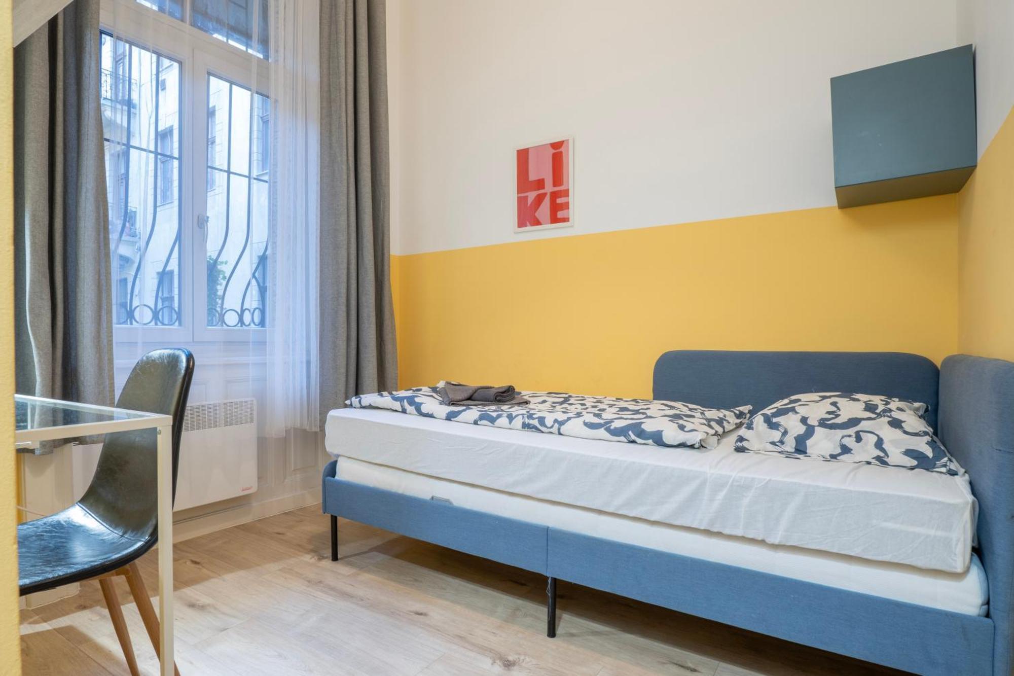 4-Bedroom Comfort Apartment In The Citycenter F38 Budapest Exterior photo