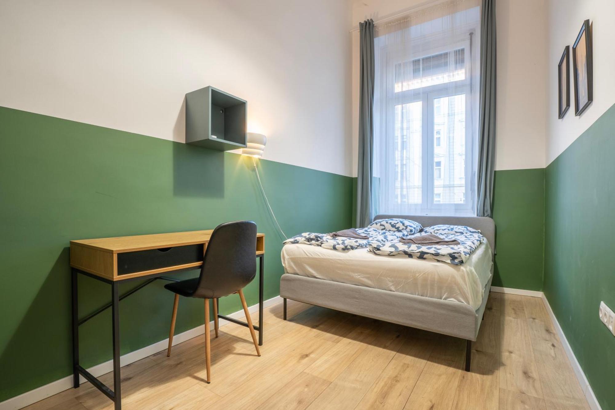 4-Bedroom Comfort Apartment In The Citycenter F38 Budapest Exterior photo